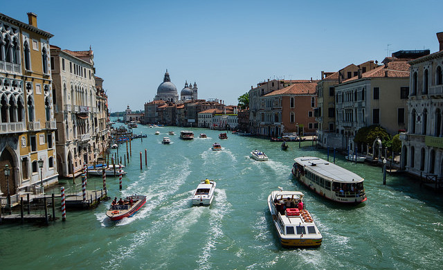 American: Philadelphia – Venice, Italy. $511 (Basic Economy) / $711 (Regular Economy). Roundtrip, including all Taxes