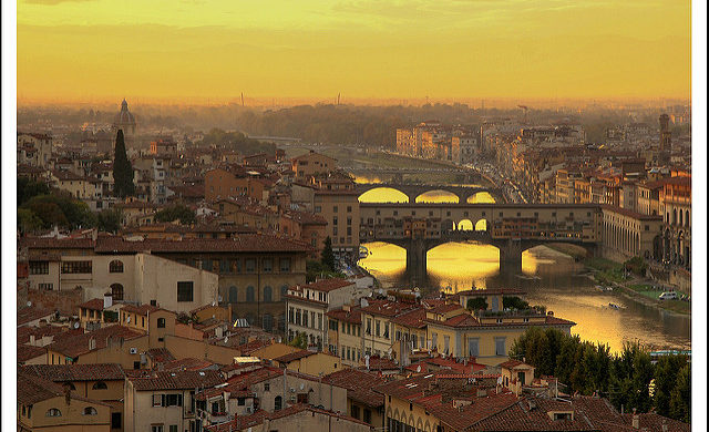 Delta: Los Angeles – Florence, Italy. $550 (Basic Economy) / $750 (Regular Economy). Roundtrip, including all Taxes